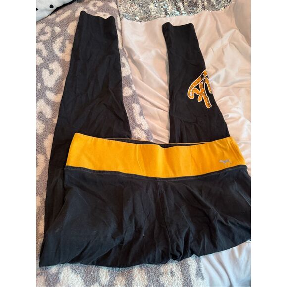 vS pink yellow black plaid yoga leggings pants sz large GUC vintage see pic - Picture 5 of 7